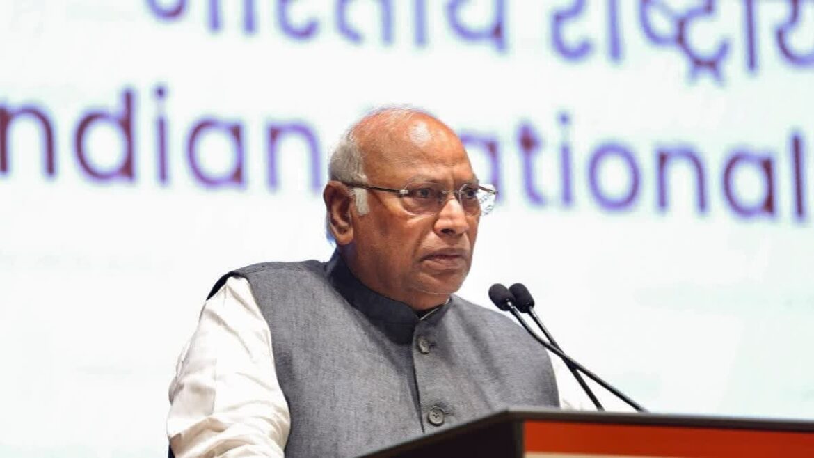 1200-675-25122585-thumbnail-16×9-mallikarjun-kharge